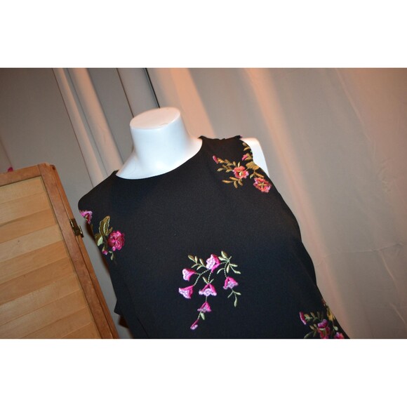 Vintage Dress A-line Black with Floral Embroidery - Picture 2 of 6